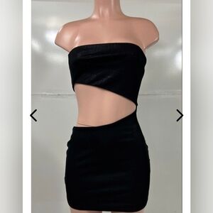 NWT White Fox Boutique Black New Energy Cut Out Mini Party Rave Dress Size M